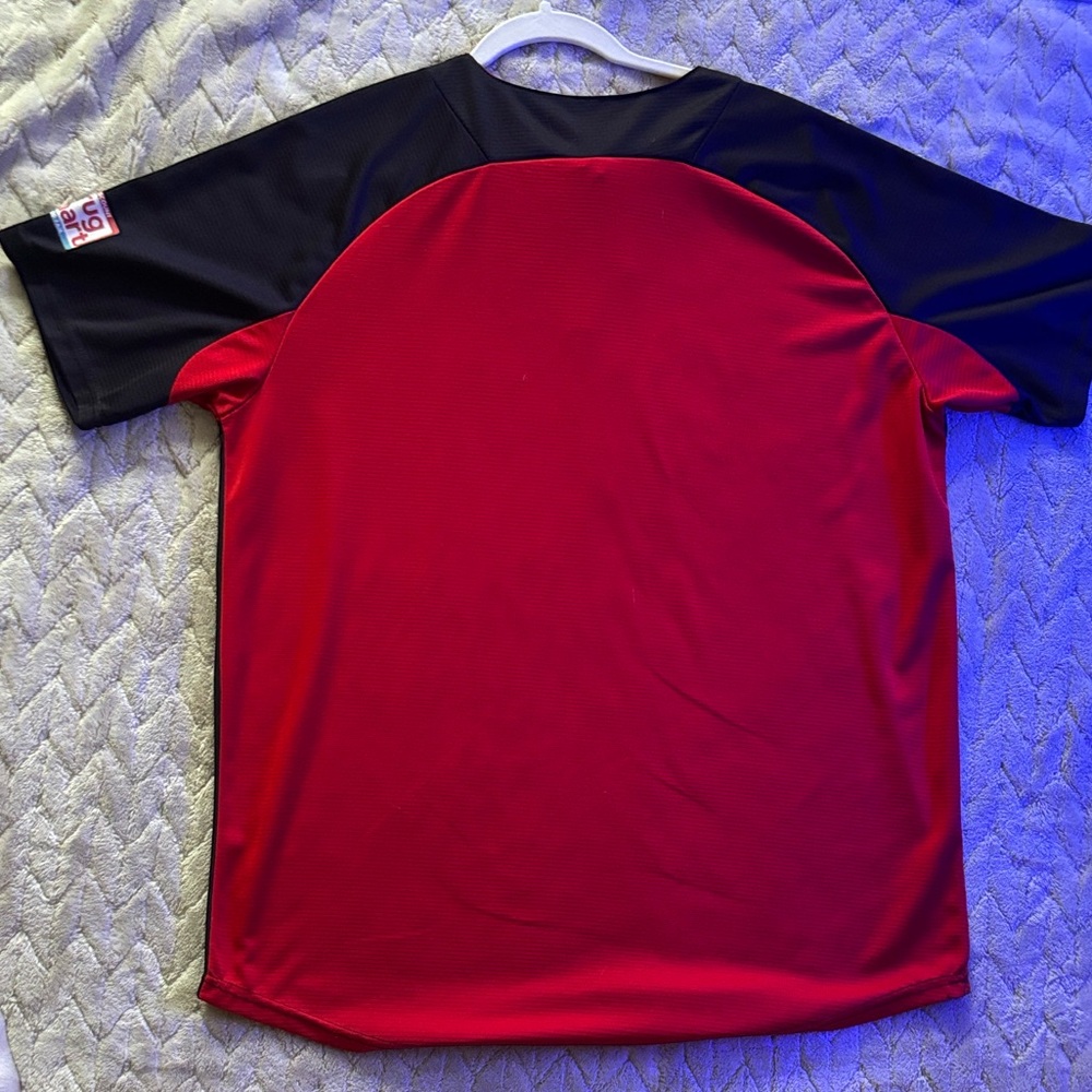 Authentic Collection Short Sleeve Hot Pullover Jacket - Picture 2 of 4